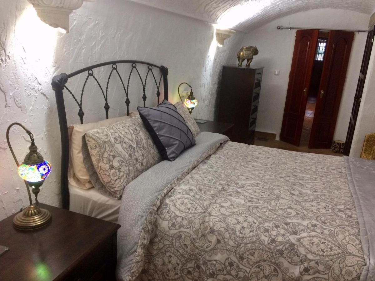 Cueva Romana, Adults Only Cave House Cuevas del Campo 외부 사진
